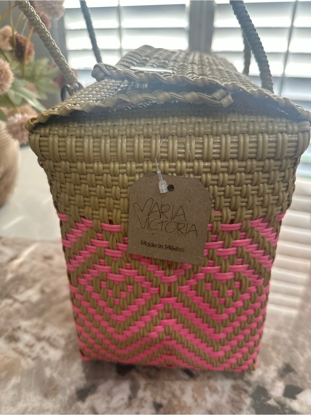 Maria Victoria Olive and Pink Tote Bag - Handheld Straw Shoulder Bag - Picture 4 of 6